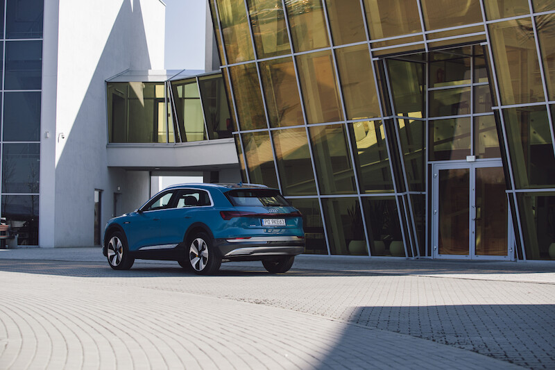 Audi e-tron