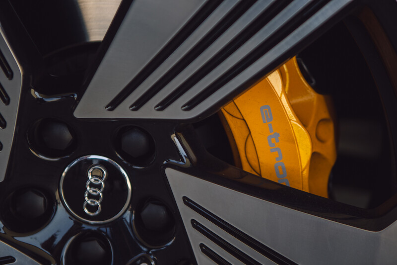Audi e-tron
