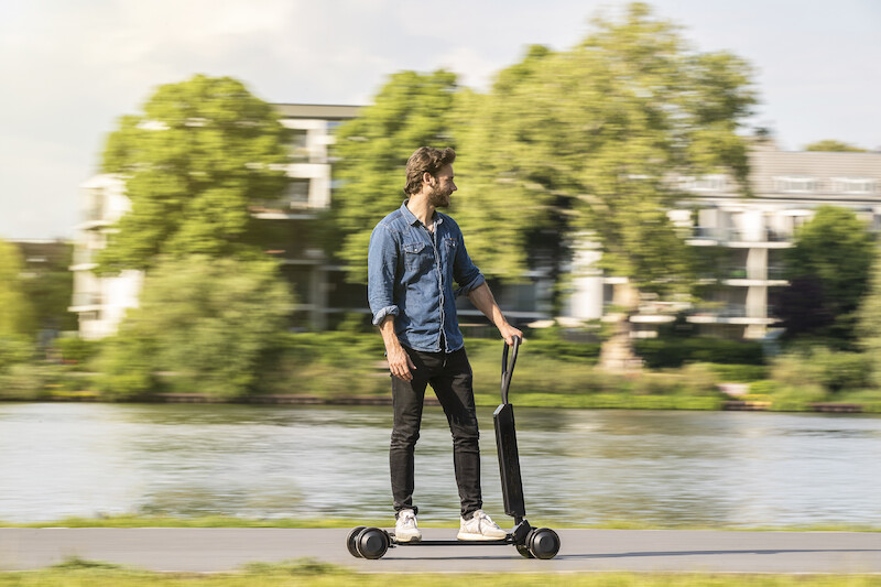 Audi e-tron Scooter: połączenie hulajnogi i deskorolki