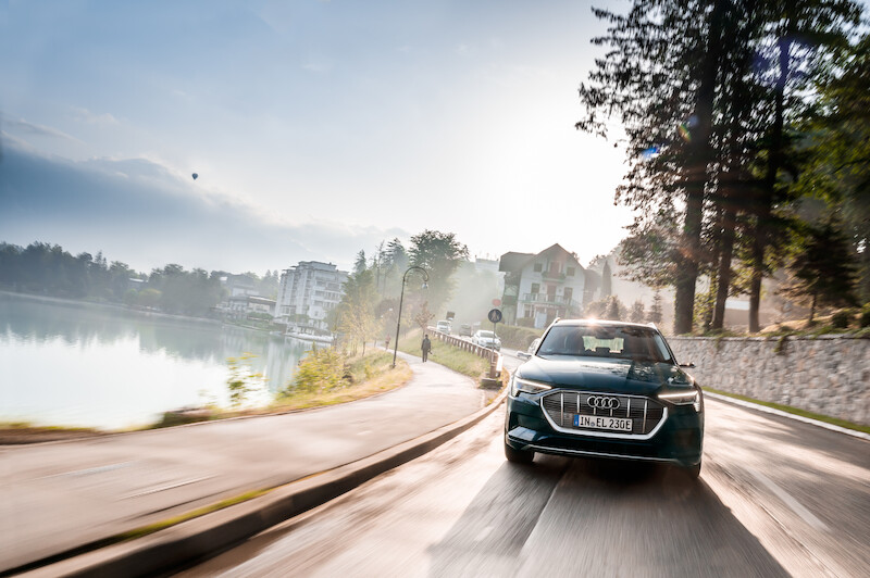 Dziesięć państw w 24 godziny: Audi e-tron w drodze