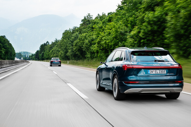 Dziesięć państw w 24 godziny: Audi e-tron w drodze