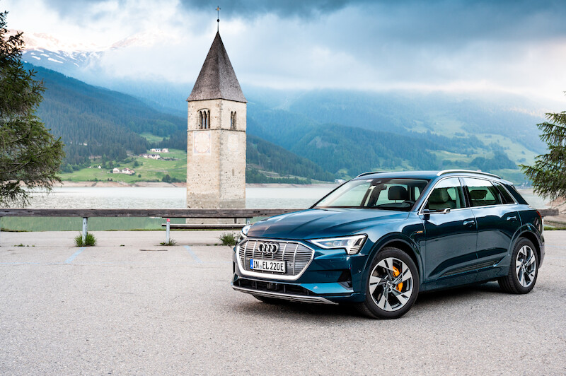 Dziesięć państw w 24 godziny: Audi e-tron w drodze