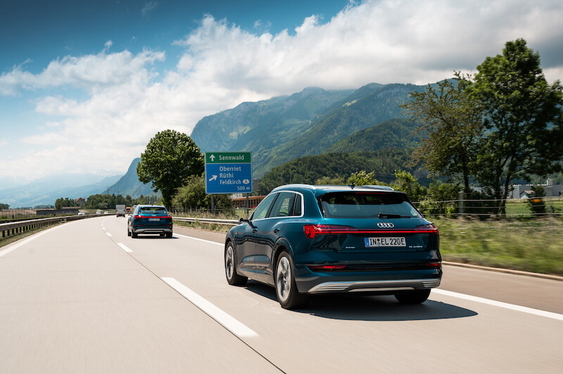 Dziesięć państw w 24 godziny: Audi e-tron w drodze