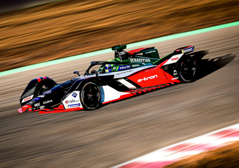Spektakularna stylistyka nowego Audi e-tron FE06