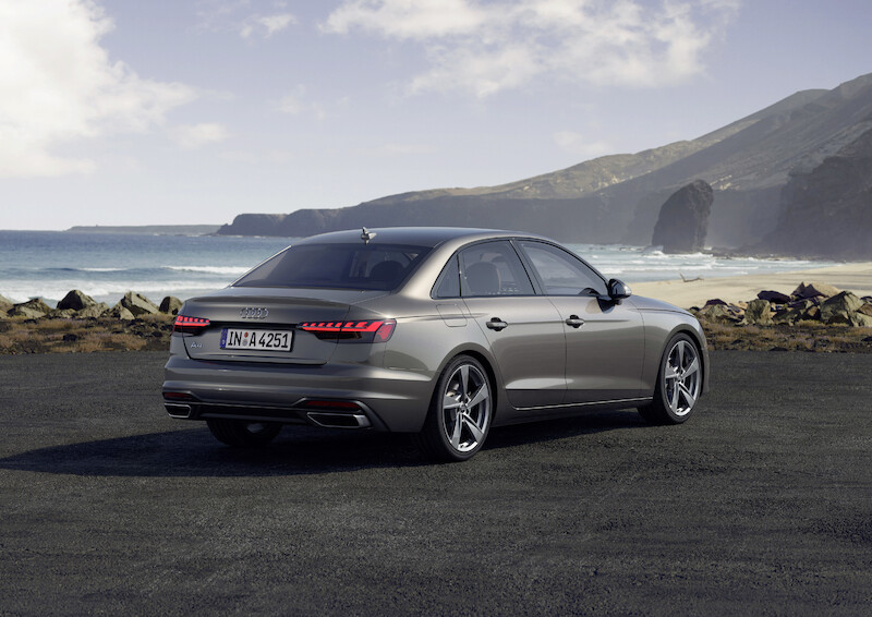 Audi A4 Limousine