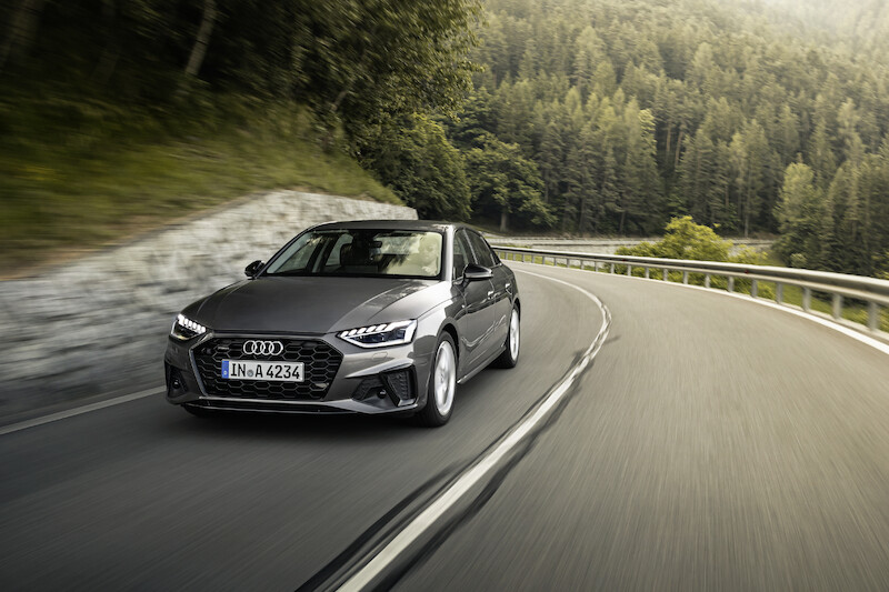 Audi A4 Limousine