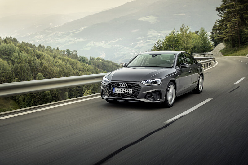 Audi A4 Limousine