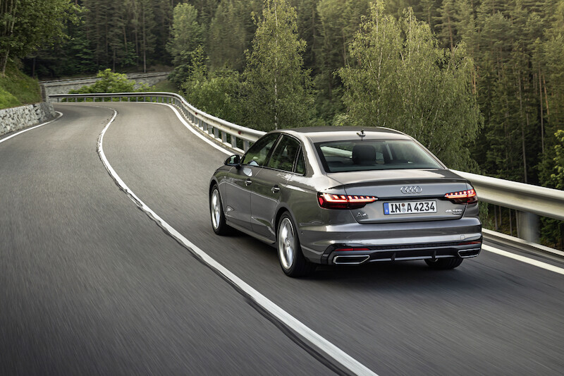 Audi A4 Limousine