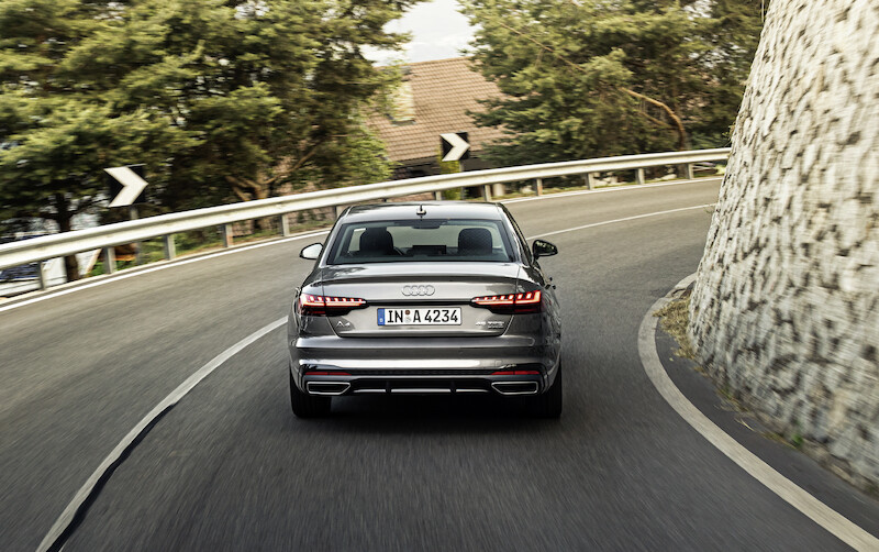 Audi A4 Limousine