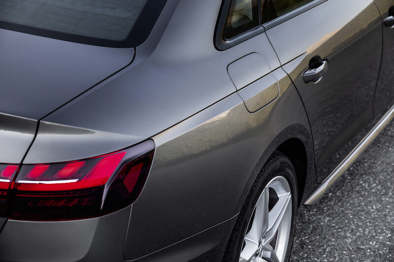 Audi A4 Limousine