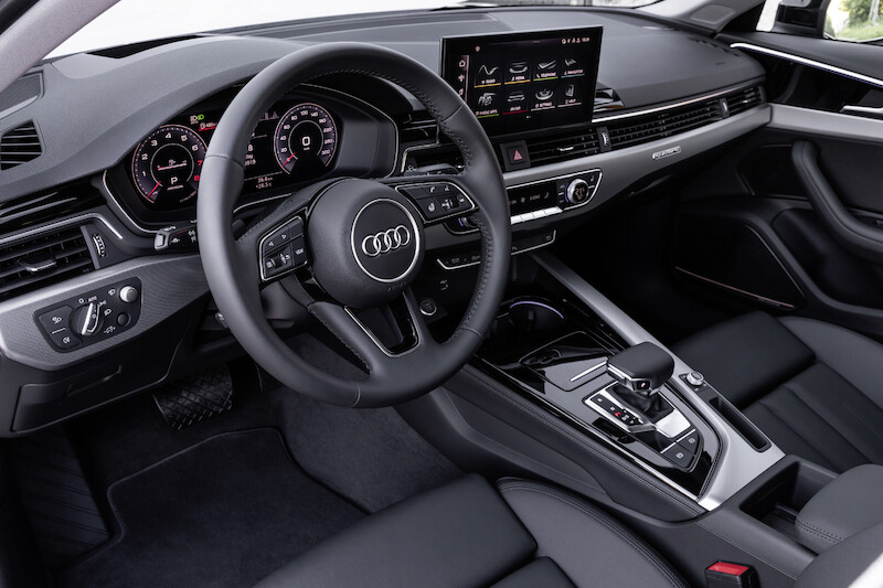 Audi A4 Limousine