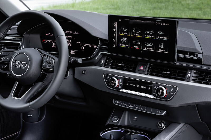 Audi A4 Limousine