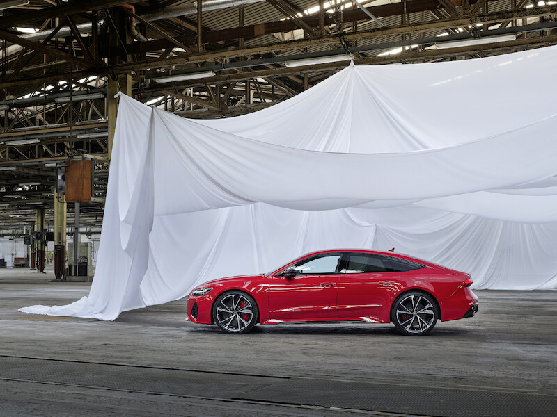 Najwyższe parametry i innowacyjna stylistyka: nowe Audi RS 7 Sportback