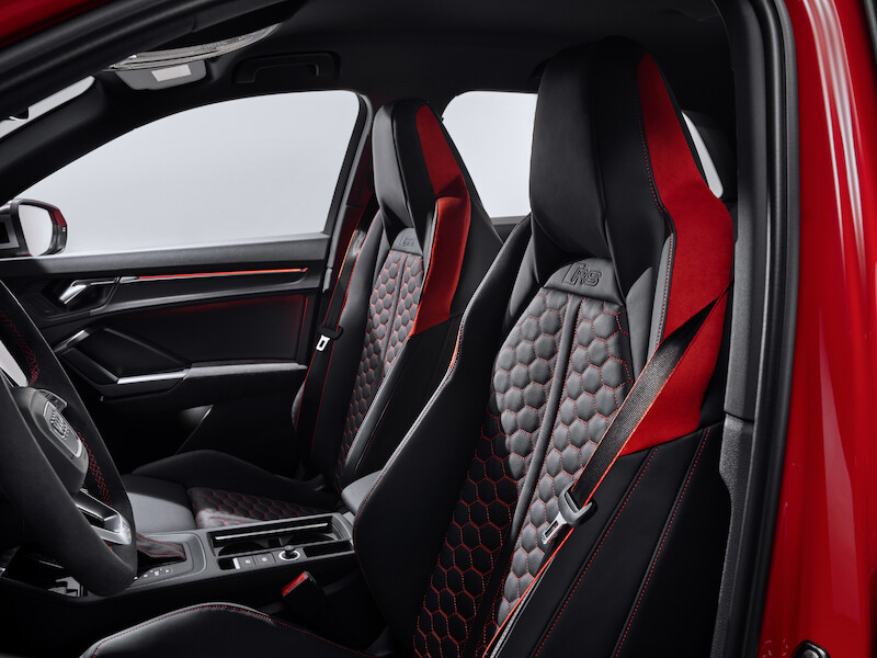 Kompaktowe pakiety mocy: Audi RS Q3 i Audi RS Q3 Sportback