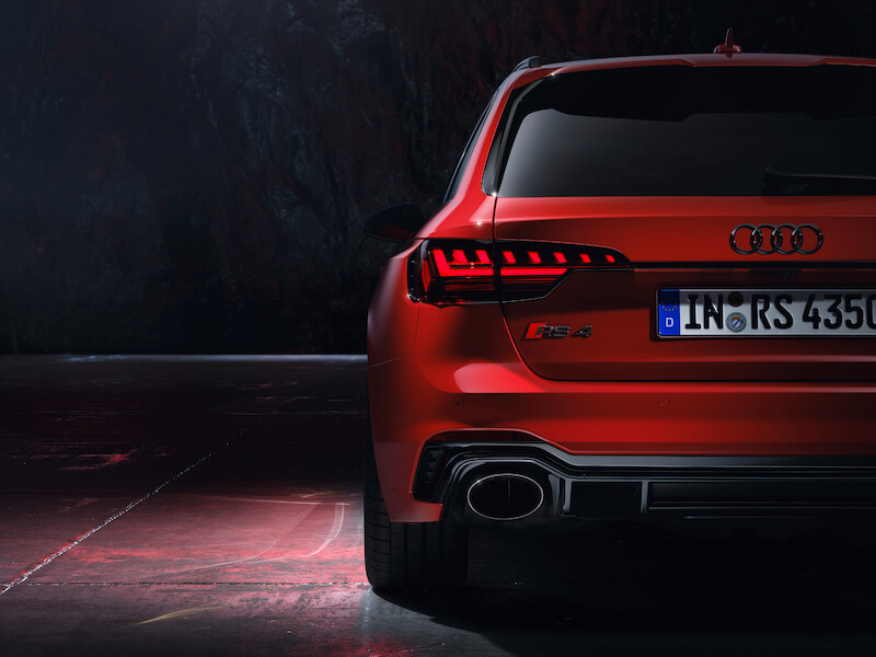 Odświeżenie mocnego kombi: Nowe Audi RS 4 Avant