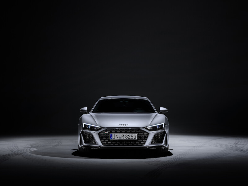 Jeszcze ostrzejsze i jeszcze bardziej rzucające się w oczy: Audi R8 V10 RWD i Audi R8 LMS GT4
