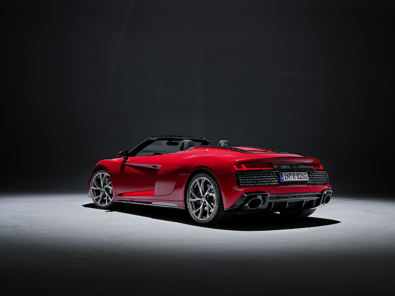 Audi R8 V10 RWD Spyder
