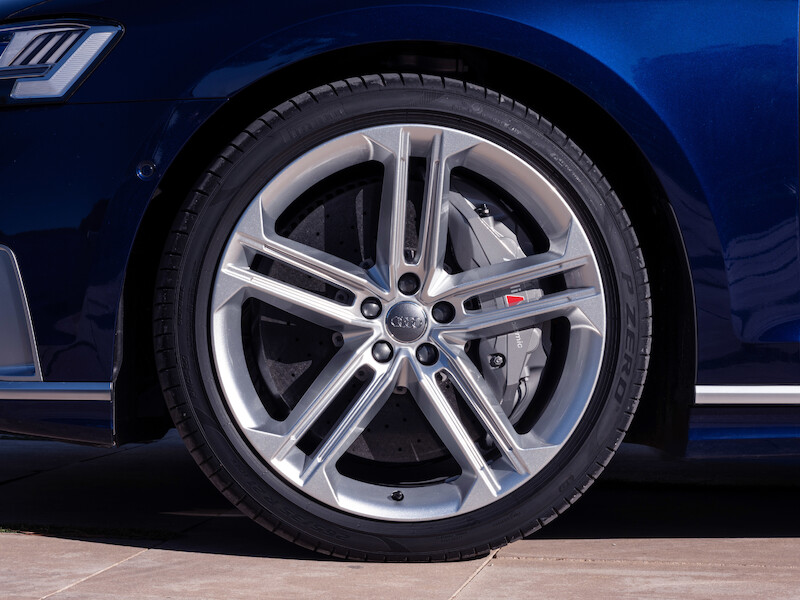 Audi S8