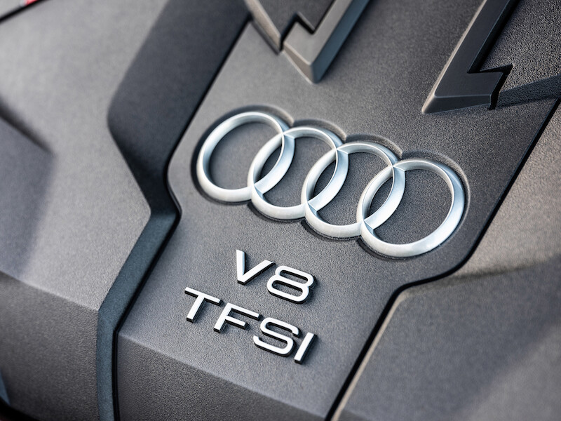 Nowe Audi S8 - ekscytujące osiągi samochodu klasy luksusowej