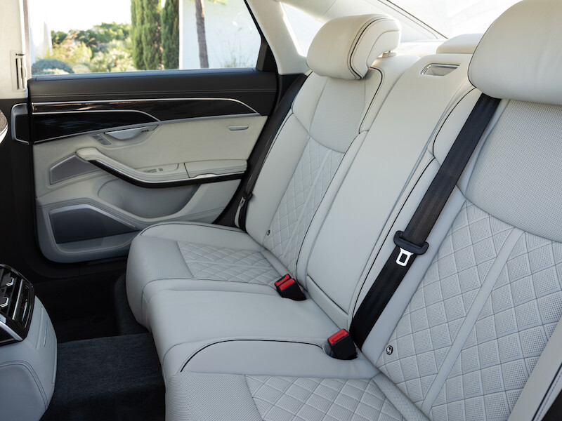 Nowe Audi S8 - ekscytujące osiągi samochodu klasy luksusowej