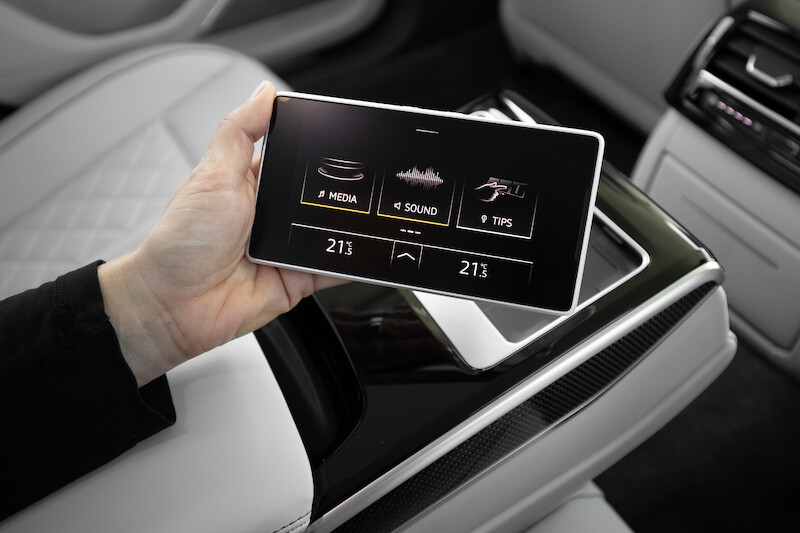 Nowe Audi S8 - ekscytujące osiągi samochodu klasy luksusowej