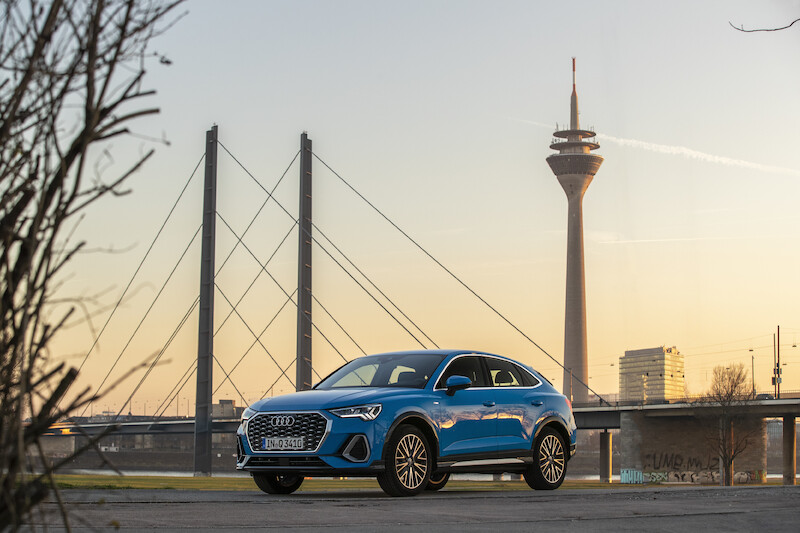 Audi łączy się z uliczną sygnalizacją świetlną w Düsseldorfie