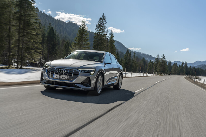 SUV coupé uzupełnia rodzinę pojazdów e-tron: Audi e-tron Sportback