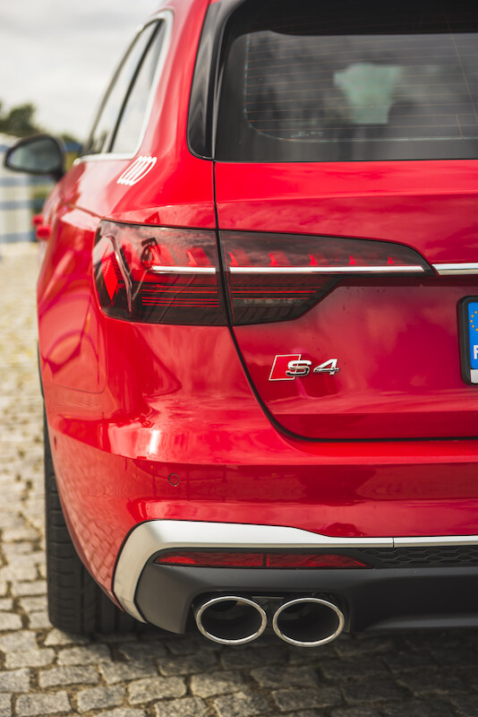 Audi S4 Avant