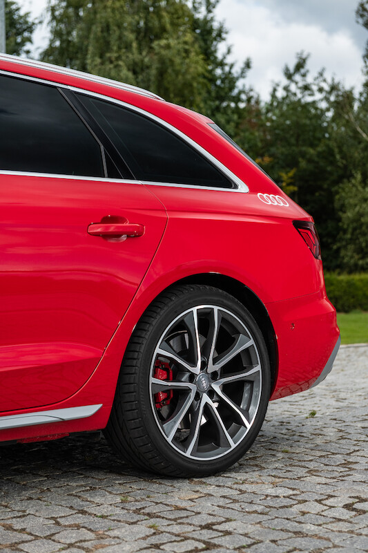 Audi S4 Avant