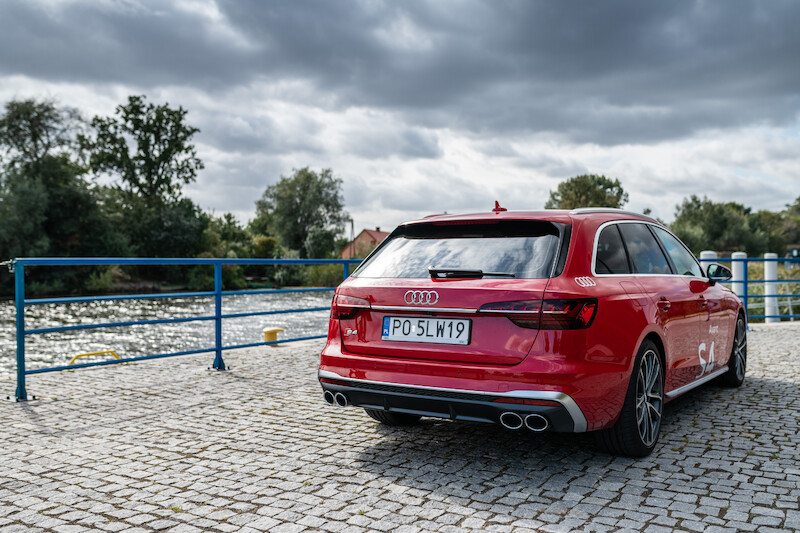 Audi S4 Avant