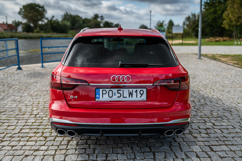 Audi S4 Avant