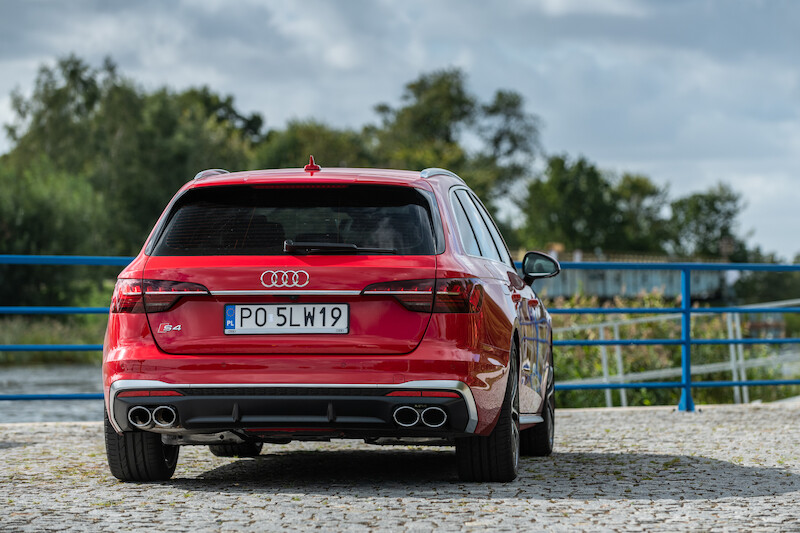 Audi S4 Avant