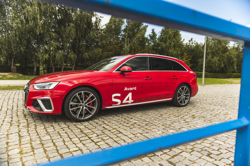 Audi S4 Avant
