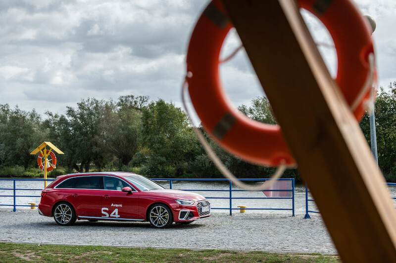 Audi S4 Avant