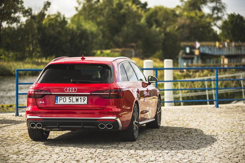 Audi S4 Avant