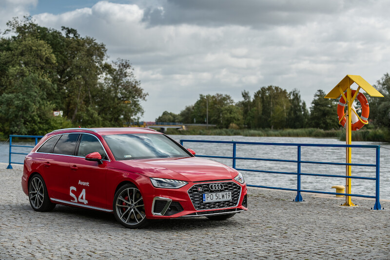 Audi S4 Avant