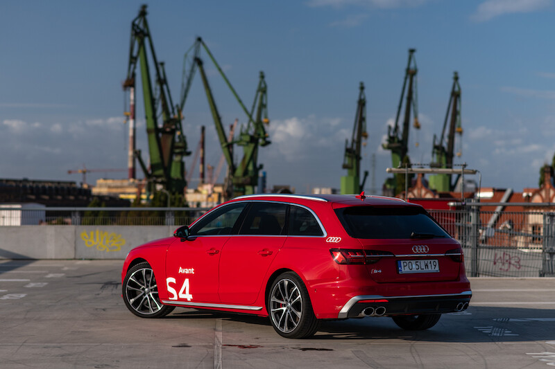 Audi S4 Avant