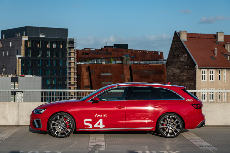 Audi S4 Avant