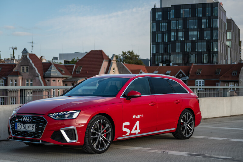 Audi S4 Avant