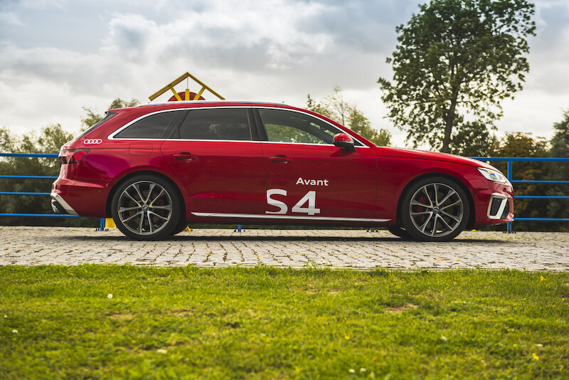 Audi S4 Avant