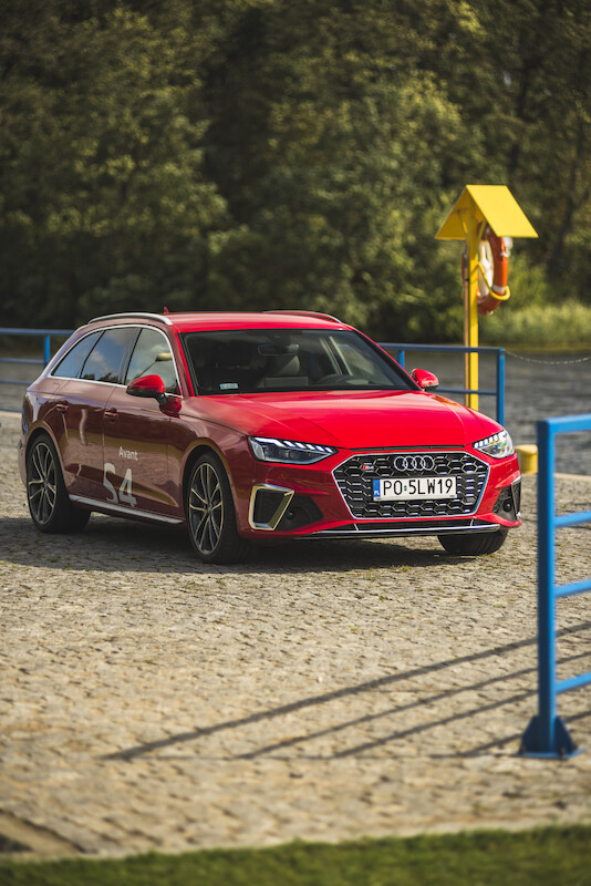 Audi S4 Avant