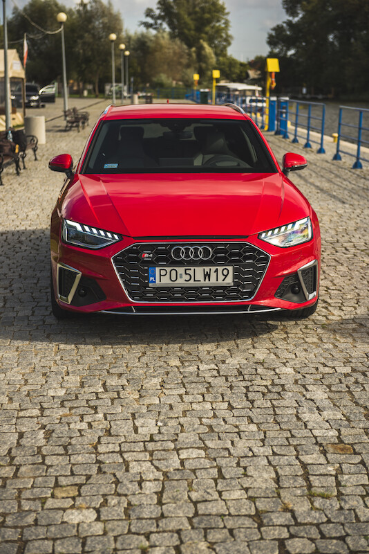 Audi S4 Avant