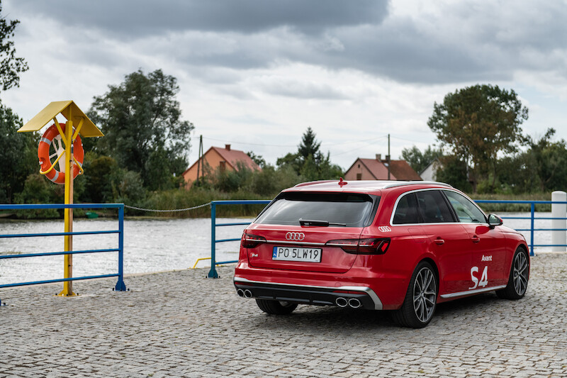 Audi S4 Avant