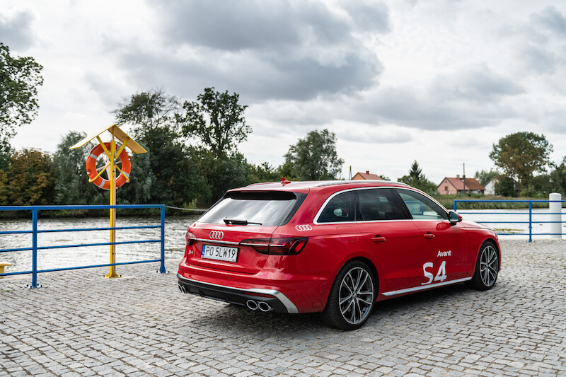 Audi S4 Avant