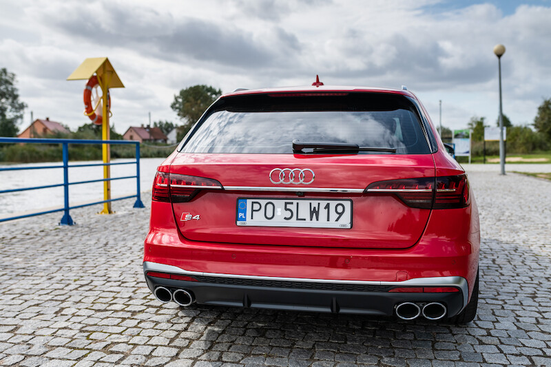 Audi S4 Avant