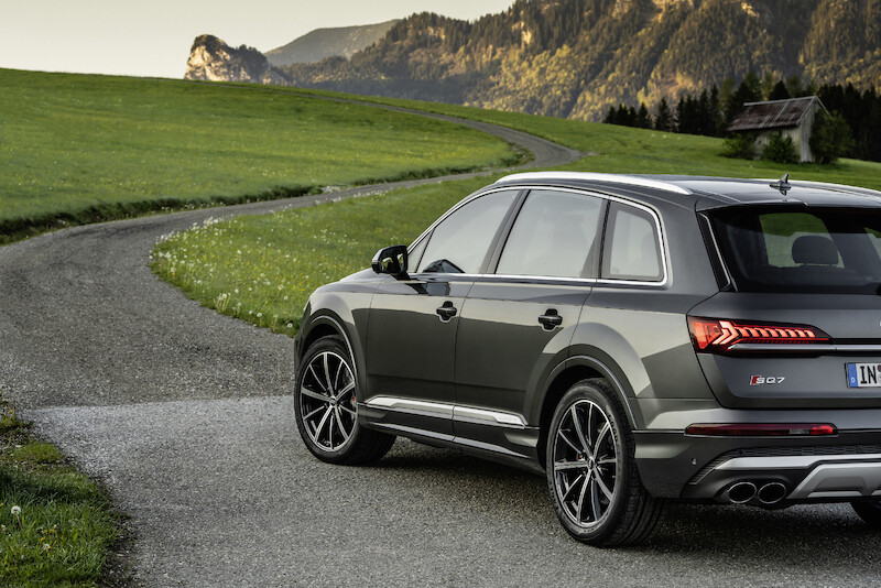 Najwyższa wydajność: Audi SQ7 i Audi SQ8 z silnikiem V8 TFSI