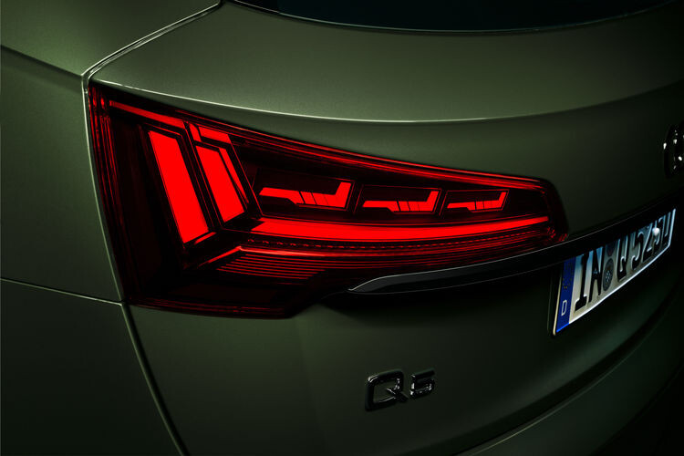 Audi - marka innowacyjna pod względem technik oświetlenia, wdraża technikę OLED nowej generacji 