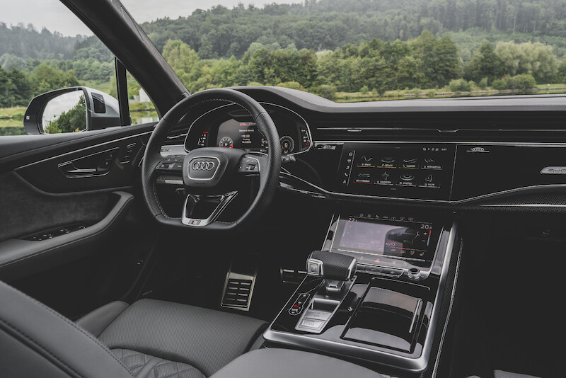 Sportowy charakter i nadzwyczajne osiągi: Audi SQ7 i SQ8 z silnikiem benzynowym V8 TFSI