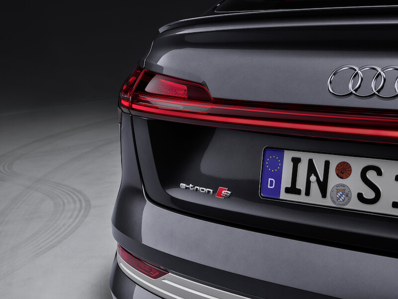 Innowacyjne, dynamiczne i elektryczne: Audi e-tron S i Audi e-tron S Sportback