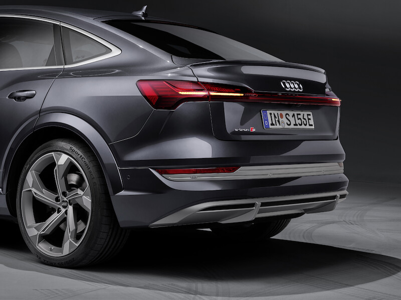 Innowacyjne, dynamiczne i elektryczne: Audi e-tron S i Audi e-tron S Sportback